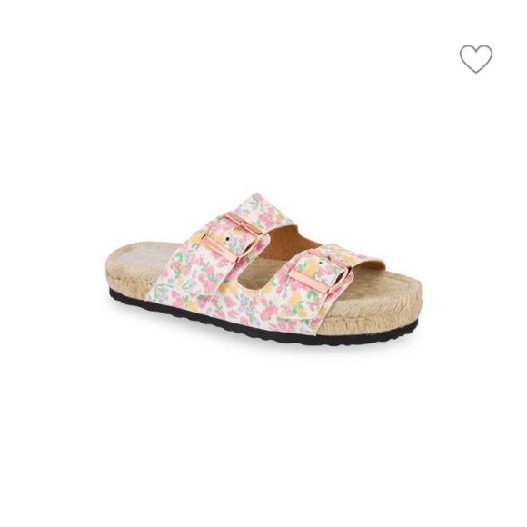 Manebí X LoveShackFancy Slides - Picture 1 of 3